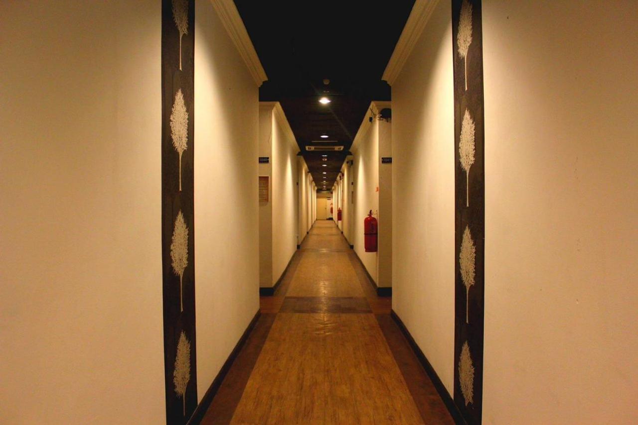 קוטה קינבלו Switz Paradise Hotel - 5 Minute Walk To Centre Point And 10 Minute Walk To Waterfront- מראה חיצוני תמונה