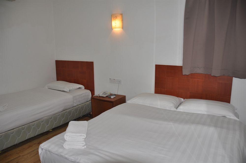 קוטה קינבלו Switz Paradise Hotel - 5 Minute Walk To Centre Point And 10 Minute Walk To Waterfront- מראה חיצוני תמונה