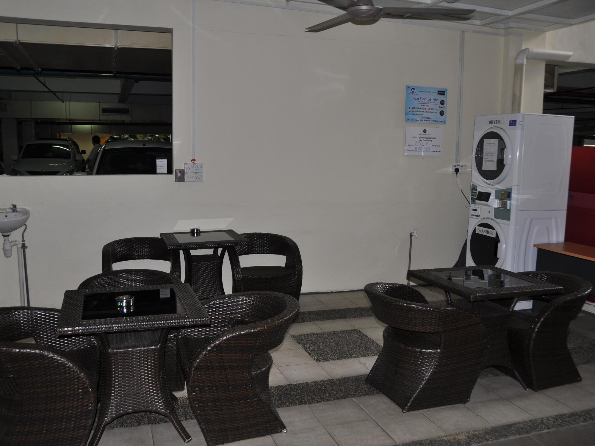 קוטה קינבלו Switz Paradise Hotel - 5 Minute Walk To Centre Point And 10 Minute Walk To Waterfront- מראה חיצוני תמונה